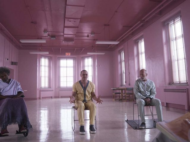 "Glass": Το τελευταίο μέρος μιας απρόσμενης τριλογίας