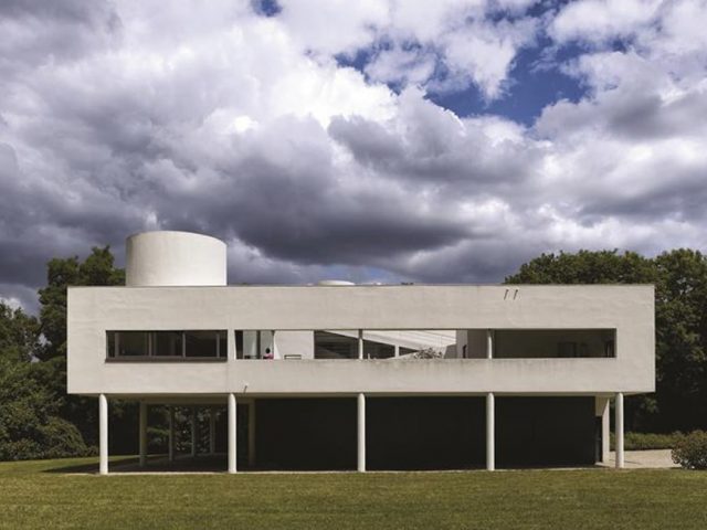 Villa Savoye et loge du jardinier, Poissy Photo : Cemal Emden 2015