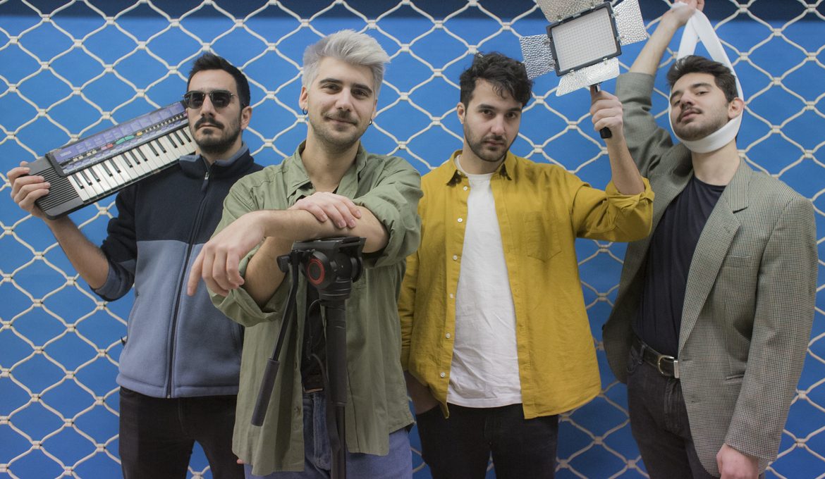 Οι ΧΟΑΝ κυκλοφορούν νέο single και ανυπομονούν να ξαναπαίξουν όλοι μαζί live