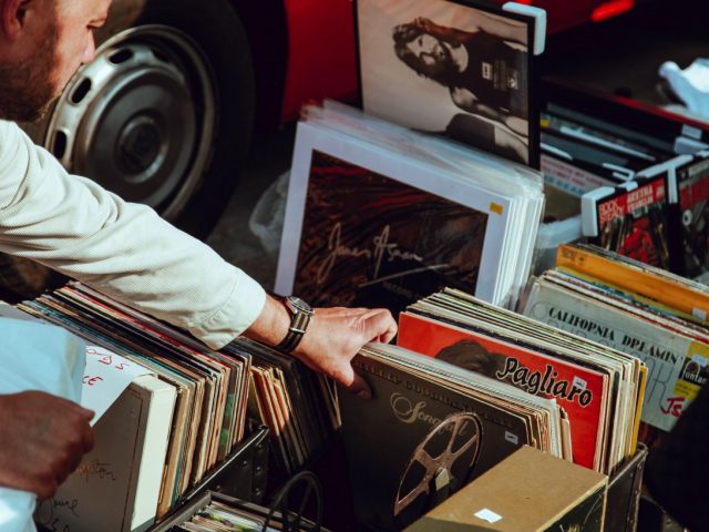 Τα 6 νέα μουσικά album που ακούσαμε τον προηγούμενο μήνα