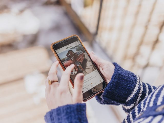 Όσα πρέπει να ξέρεις για το thrift shopping μέσω Instagram