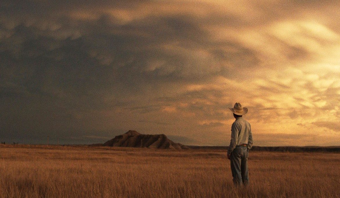 Chloé Zhao the rider