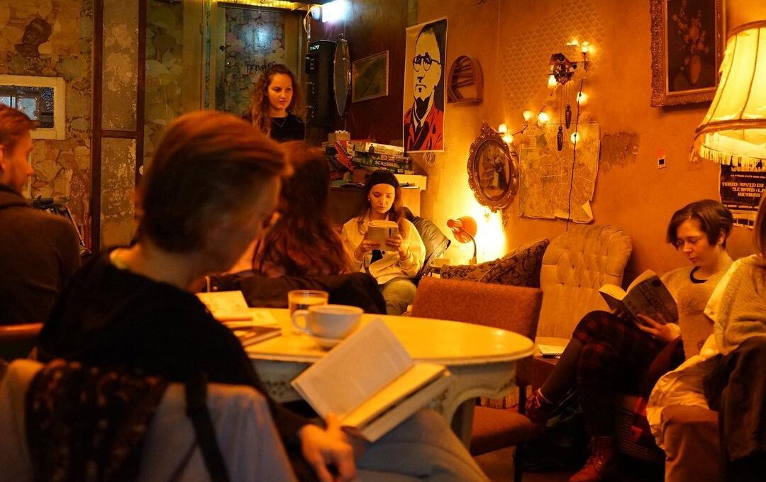 Offline Club